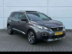 Grijs Gebruikt 2019 Peugeot 5008 GT-line MPV | € 20.000 (Duur)