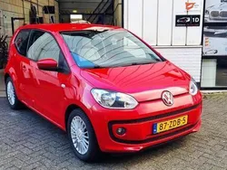 Rood Gebruikt 2012 VW up! high up! Hatchback | € 5.999 (Eerlijke prijs)