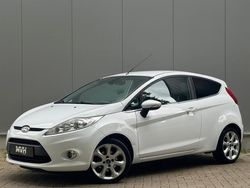 Wit Gebruikt 2011 Ford Fiesta Titanium Hatchback | € 3.450 (Eerlijke prijs)
