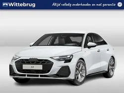 Wit Gebruikt 2024 Audi A3 e-tron Hatchback | € 36.450