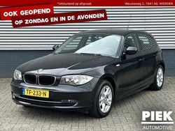 Zwart, metallic lak Gebruikt 2010 BMW 116 Hatchback | € 5.499 (Eerlijke prijs)