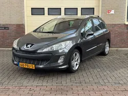 Grijs, metallic lak Gebruikt 2011 Peugeot 308 Signature Sky Stationwagen | € 2.950 (Eerlijke prijs)