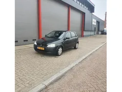 Groen Gebruikt 2001 Opel Corsa Hatchback | € 899 (Super prijs)