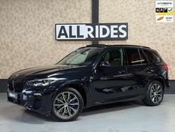 Zwart Gebruikt 2020 BMW X5 Executive SUV | € 53.950 (Goede deal)
