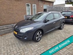 Grijs Gebruikt 2011 Renault Mégane GrandTour Bose Edition Stationwagen | € 2.950 (Goede deal)