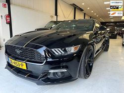 Zwart Gebruikt 2016 Ford Mustang Fastback Coupé | € 34.950 (Eerlijke prijs)