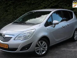 Grijs Gebruikt 2011 Opel Meriva Cosmo MPV | € 2.245 (Eerlijke prijs)