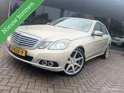 Beige Gebruikt 2008 Mercedes E350 Elegance Sedan | € 12.900