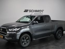 Grijs Gebruikt 2022 Toyota HiLux Pickup | € 37.995 (Goede deal)