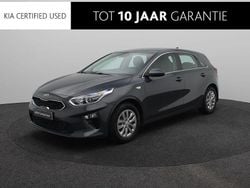 Grijs Gebruikt 2019 Kia Ceed Hatchback | € 18.440 (Eerlijke prijs)