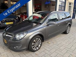Grijs Gebruikt 2010 Opel Astra Cosmo Stationwagen | € 2.599 (Eerlijke prijs)