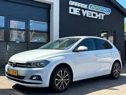 Wit Gebruikt 2019 VW Polo Comfortline Hatchback | € 12.950 (Eerlijke prijs)