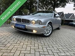 Grijs Gebruikt 2005 Jaguar XJ Executive Sedan | € 18.500 (Duur)