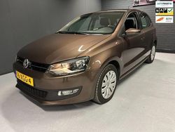Bruin Gebruikt 2012 VW Polo Comfortline Hatchback | € 5.999 (Eerlijke prijs)