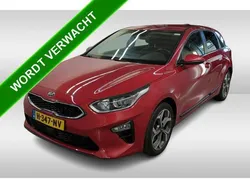 Rood Gebruikt 2020 Kia Ceed 2 Hatchback | € 18.990