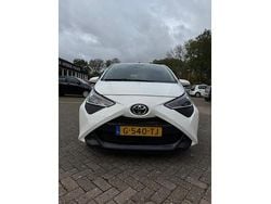 Wit Gebruikt 2019 Toyota Aygo X-play Hatchback | € 8.750 (Goede deal)