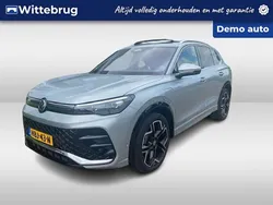 Zilver Gebruikt 2025 VW Tiguan R-line Edition SUV | € 54.450 (Super prijs)