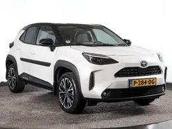 Wit Gebruikt 2022 Toyota Yaris Cross Executive SUV | € 27.495 (Eerlijke prijs)