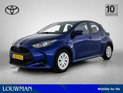 Blauw Gebruikt 2020 Toyota Yaris Hybrid Active Hatchback | € 19.495 (Eerlijke prijs)