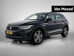 Zwart Gebruikt 2021 VW Tiguan Business SUV | € 27.400 (Super prijs)