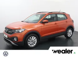 Oranje, metallic lak Gebruikt 2021 VW T-Cross Life SUV | € 20.440 (Eerlijke prijs)