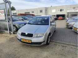 Grijs Gebruikt 2004 Skoda Fabia Comfort Hatchback | € 600 (Goede deal)