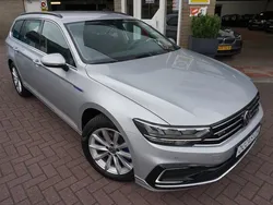 Grijs Gebruikt 2021 VW Passat Business Stationwagen | € 21.945 (Goede deal)