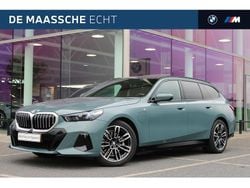 Groen Gebruikt 2025 BMW 530e M Sport Stationwagen | € 66.950