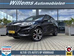 Zwart Gebruikt 2023 Ford Kuga ST-Line X SUV | € 32.895 (Iets duurder)