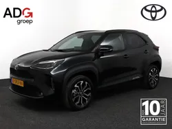 Zwart Gebruikt 2024 Toyota Yaris Cross SUV | € 28.400 (Eerlijke prijs)