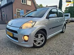Grijs Gebruikt 2005 Daihatsu Sirion Hatchback | € 3.650 (Eerlijke prijs)
