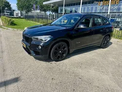 Zwart Gebruikt 2017 BMW X1 SUV | € 15.750 (Eerlijke prijs)