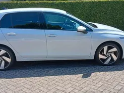 Wit Gebruikt 2023 VW Golf VIII Life Stationwagen | € 21.750 (Super prijs)