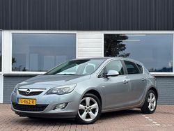 Grijs Gebruikt 2010 Opel Astra Sport Hatchback | € 3.999 (Eerlijke prijs)