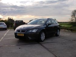 Zwart (metallic) Gebruikt 2014 Seat Leon ST Stationwagen | € 4.750 (Eerlijke prijs)