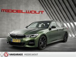 Groen Gebruikt 2021 BMW 320 Executive Sedan | € 39.940 (Duur)