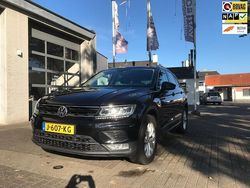 Zwart Gebruikt 2016 VW Tiguan Highline SUV | € 19.950 (Super prijs)