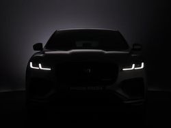 Grijs Gebruikt 2023 Jaguar F-Pace R-Dynamic SUV | € 67.950 (Eerlijke prijs)