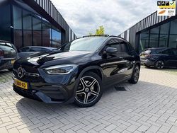 Zwart Gebruikt 2020 Mercedes GLA200 Business SUV | € 36.650 (Duur)