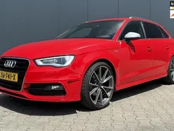 Rood Gebruikt 2013 Audi A3 Sportback S-Line Hatchback | € 14.995 (Iets duurder)