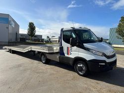 Wit Gebruikt 2017 Iveco Daily Stationwagen | € 55.000