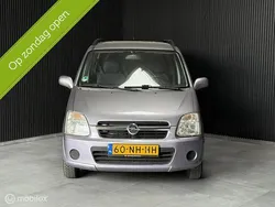 Paars Gebruikt 2003 Opel Agila Cosmo Hatchback | € 999 (Eerlijke prijs)