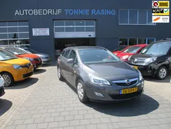 Grijs Gebruikt 2011 Opel Astra Edition Stationwagen | € 2.740 (Goede deal)
