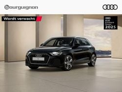 Zwart (metallic) Nieuw 2025 Audi A1 Sportback Advanced Hatchback | € 36.321 (Iets duurder)