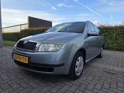 Grijs Gebruikt 2004 Skoda Fabia Comfort Stationwagen | € 1.299 (Eerlijke prijs)
