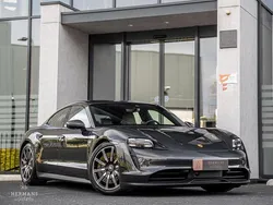 Grijs Gebruikt 2022 Porsche Taycan 4S Performance Package Sedan | € 57.950