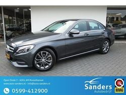 Grijs Gebruikt 2015 Mercedes C180 Ambition Sedan | € 17.995 (Eerlijke prijs)