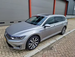 Grijs Gebruikt 2015 VW Passat Highline Stationwagen | € 17.999 (Iets duurder)