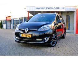 Zwart Gebruikt 2014 Renault Grand Scénic III Bose Edition MPV | € 10.950 (Duur)