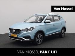 Blauw Gebruikt 2020 MG ZS Luxury Sedan | € 13.444 (Eerlijke prijs)